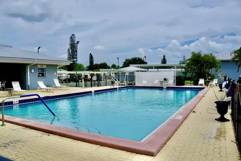 106 Sandhill Boulevard Fort Pierce FL 34982