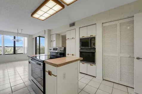 7233 Promenade Drive Boca Raton FL 33433