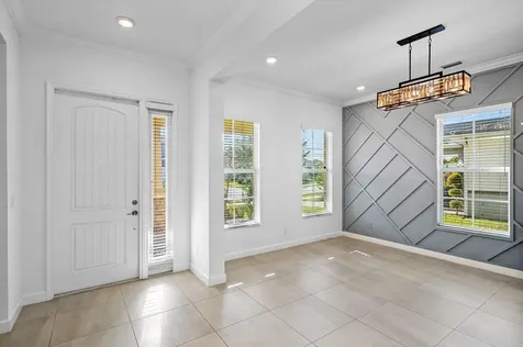 916 Hookline Circle Loxahatchee FL 33470