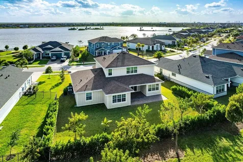 916 Hookline Circle Loxahatchee FL 33470