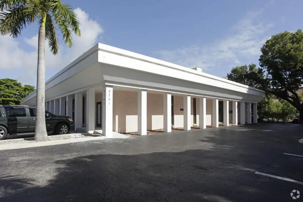 2701 NE 14th Street Street Pompano Beach FL 33062