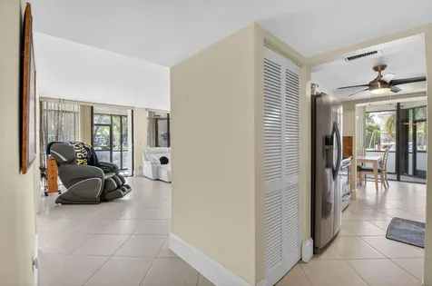 800 Jeffery Street Boca Raton FL 33487