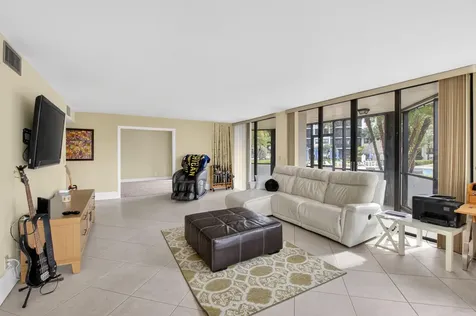 800 Jeffery Street Boca Raton FL 33487