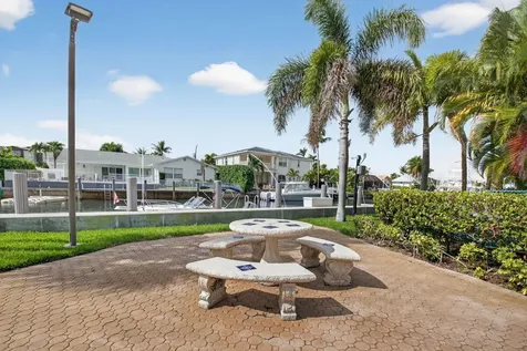 800 Jeffery Street Boca Raton FL 33487