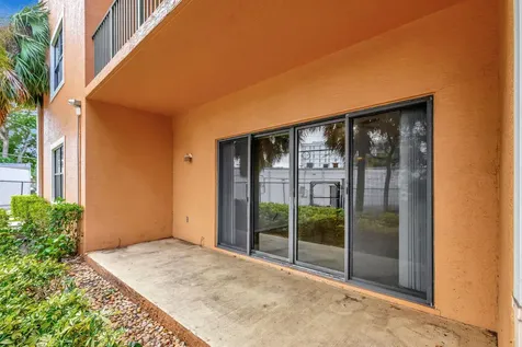 1620 Presidential Way West Palm Beach FL 33401