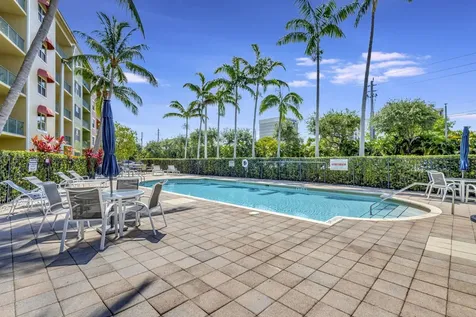 1620 Presidential Way West Palm Beach FL 33401