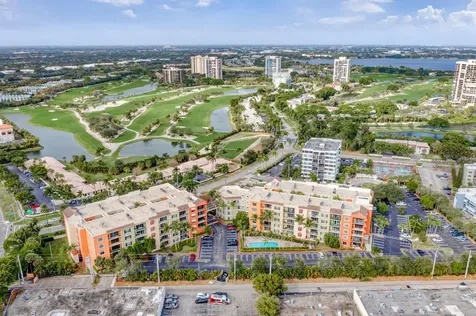 1620 Presidential Way West Palm Beach FL 33401