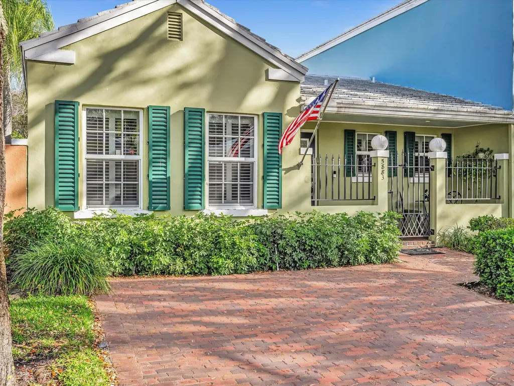 5883 Michaux Street Boca Raton FL 33433