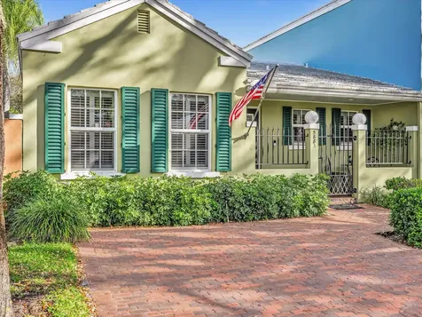 5883 Michaux Street Boca Raton FL 33433