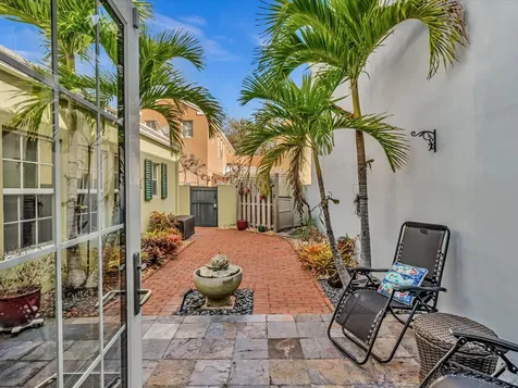 5883 Michaux Street Boca Raton FL 33433
