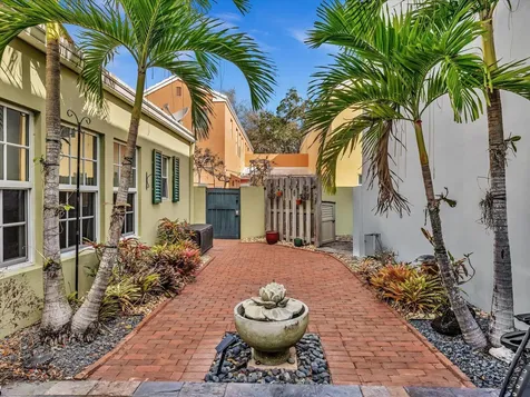 5883 Michaux Street Boca Raton FL 33433