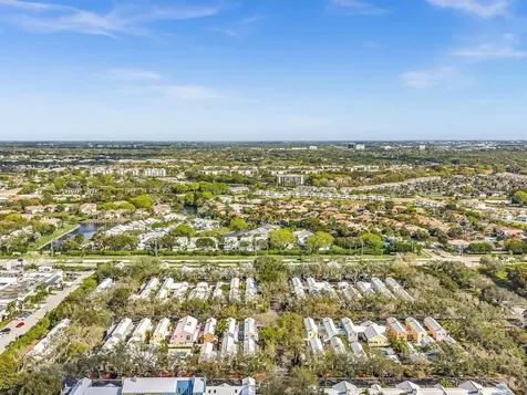 5883 Michaux Street Boca Raton FL 33433