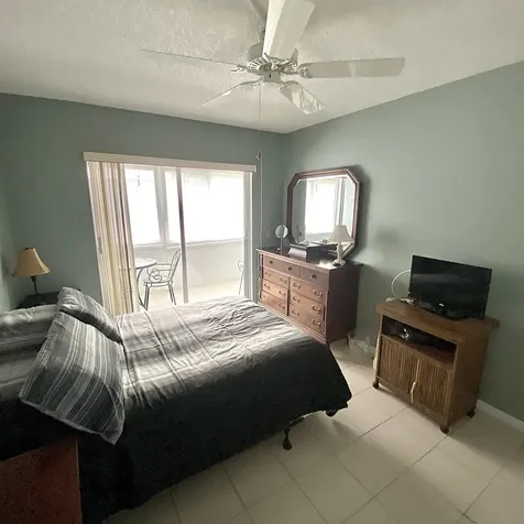 397 Markham R Deerfield Beach FL 33442