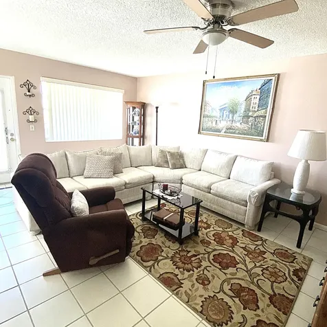 397 Markham R Deerfield Beach FL 33442