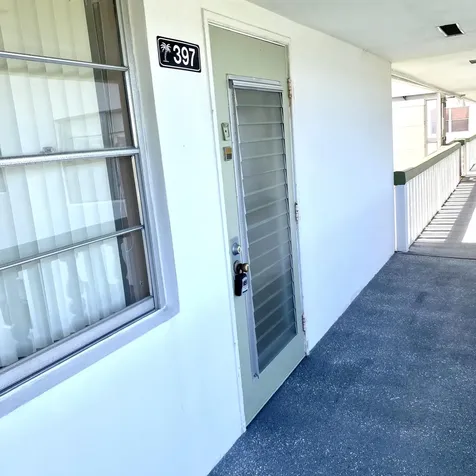 397 Markham R Deerfield Beach FL 33442