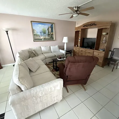 397 Markham R Deerfield Beach FL 33442