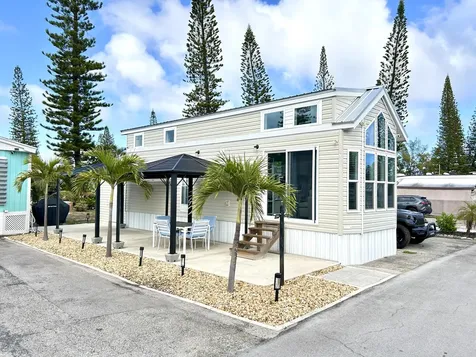 875 Ne 48 Th Street Pompano Beach FL 33064