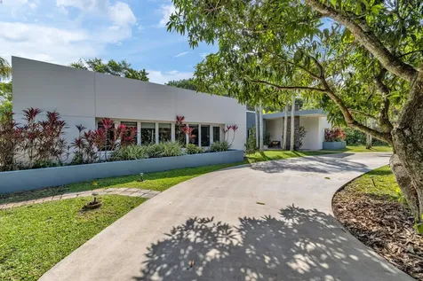 12301 Sw 107th Avenue Miami FL 33176