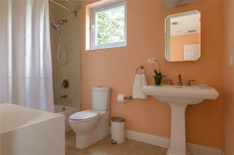12301 Sw 107th Avenue Miami FL 33176