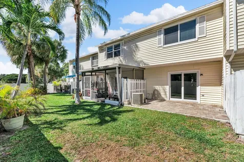 2877 NE 15th Street Pompano Beach FL 33062