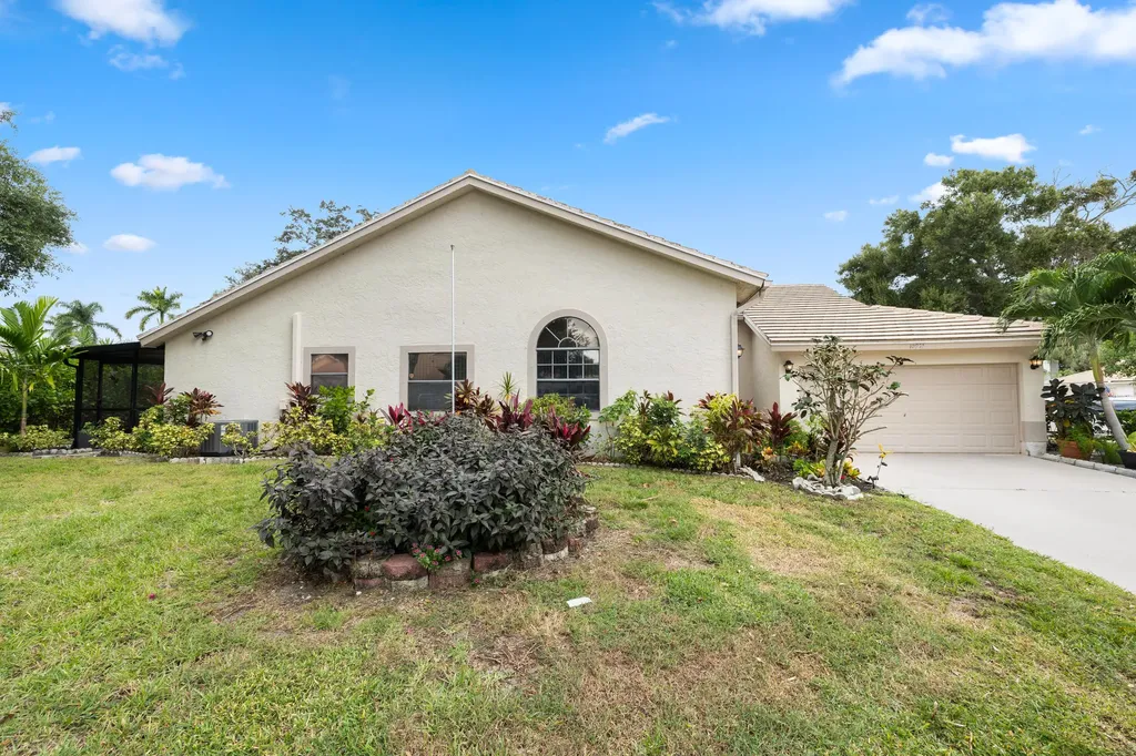 10933 Stafford Circle S Circle Boynton Beach FL 33436