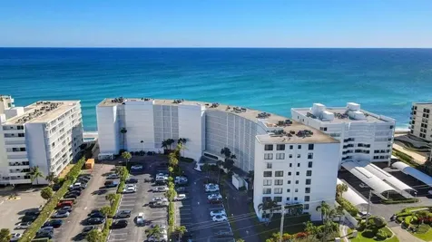 3590 S Ocean Boulevard South Palm Beach FL 33480