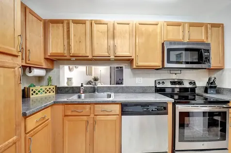 5220 Las Verdes Circle Delray Beach FL 33484