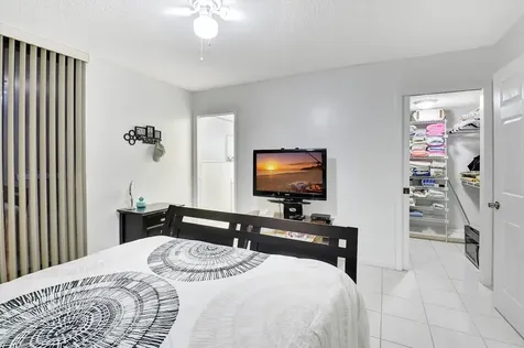 5220 Las Verdes Circle Delray Beach FL 33484