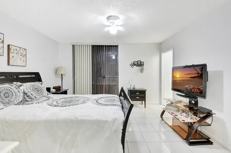 5220 Las Verdes Circle Delray Beach FL 33484