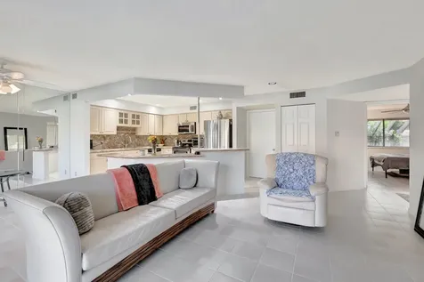 5731 Coach House Circle Boca Raton FL 33486