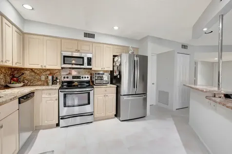 5731 Coach House Circle Boca Raton FL 33486