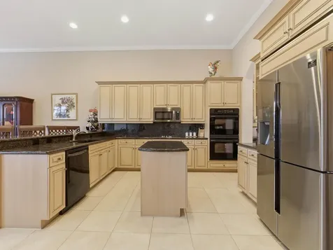 11082 Via Siena Boynton Beach FL 33437