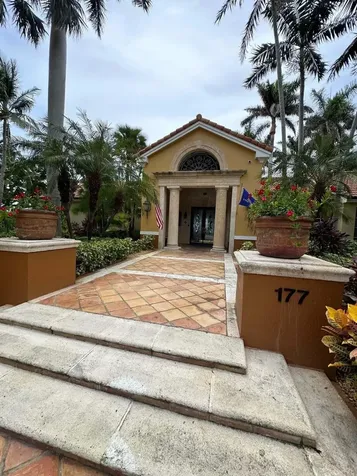160 Yacht Club Way Hypoluxo FL 33462