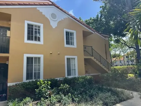160 Yacht Club Way Hypoluxo FL 33462