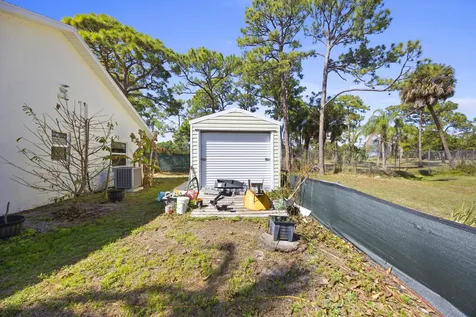 2517 Se Normand Street Stuart FL 34997