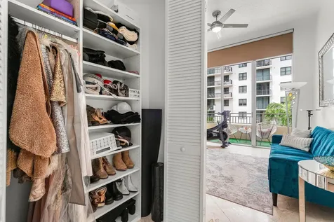 99 SE Mizner Boulevard Boca Raton FL 33432