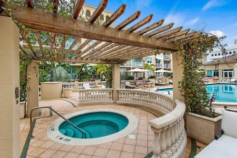 99 SE Mizner Boulevard Boca Raton FL 33432