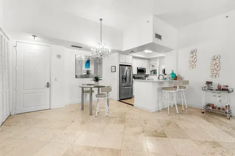 99 SE Mizner Boulevard Boca Raton FL 33432