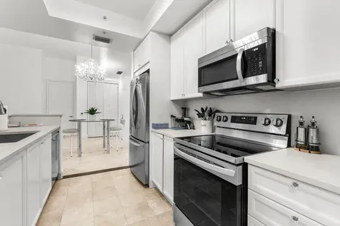 99 SE Mizner Boulevard Boca Raton FL 33432