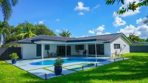 7410 SW 15th Street Plantation FL 33317