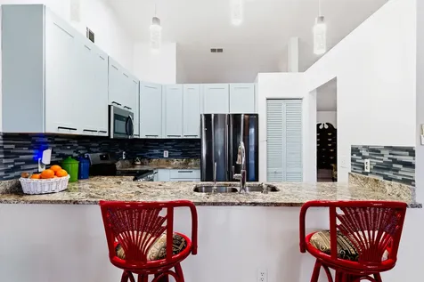 1370 Se Navajo Lane Port Saint Lucie FL 34983