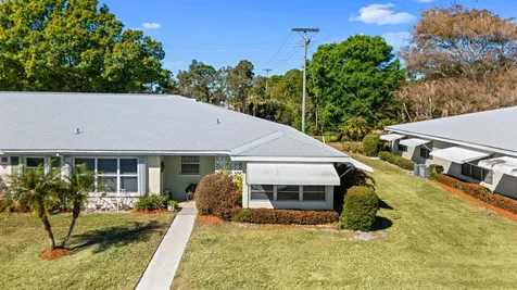 113 Lakes End Drive Fort Pierce FL 34982
