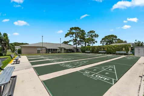 113 Lakes End Drive Fort Pierce FL 34982