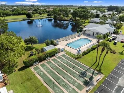 113 Lakes End Drive Fort Pierce FL 34982