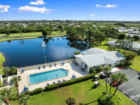 113 Lakes End Drive Fort Pierce FL 34982
