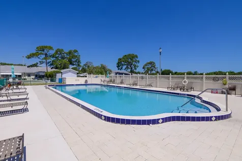 113 Lakes End Drive Fort Pierce FL 34982