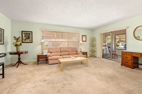 113 Lakes End Drive Fort Pierce FL 34982