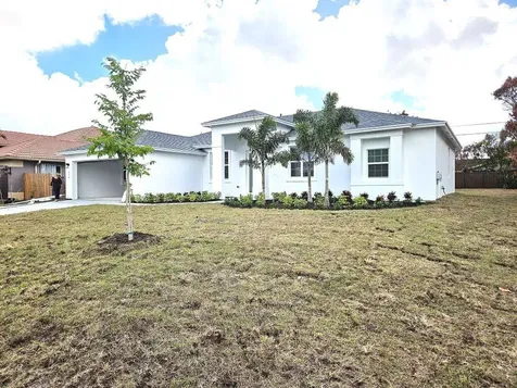 758 Sw Mccoy Avenue Port Saint Lucie FL 34953
