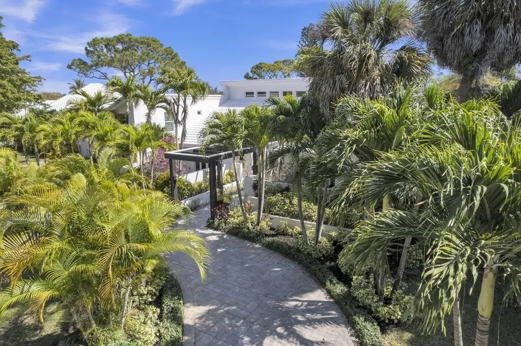 355 Oakview Drive Delray Beach FL 33445