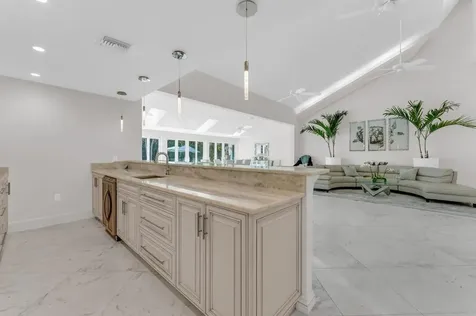 355 Oakview Drive Delray Beach FL 33445